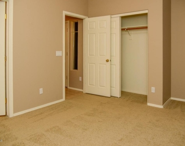 1428 E Hopkins Road - Photo Thumbnail 5