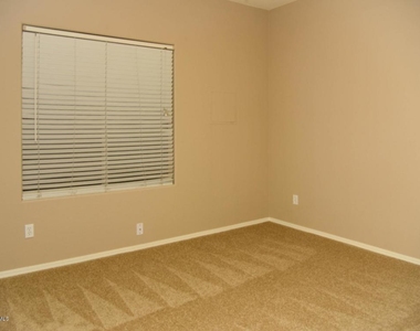 1428 E Hopkins Road - Photo Thumbnail 3