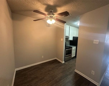4502 Gaston Avenue - Photo Thumbnail 4