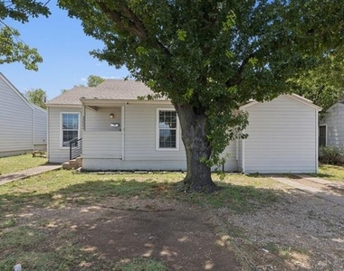 3222 Inwood Road - Photo Thumbnail 3