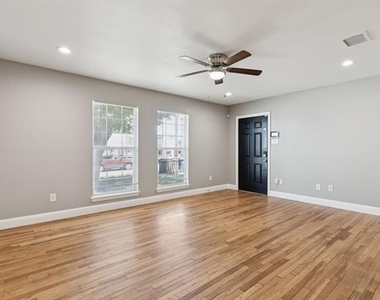 3222 Inwood Road - Photo Thumbnail 6