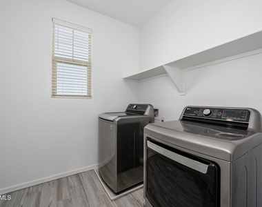 23043 E Rosa Road - Photo Thumbnail 16