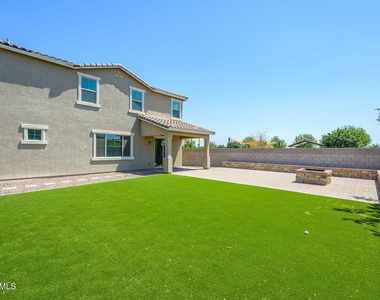 23043 E Rosa Road - Photo Thumbnail 11