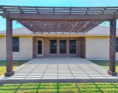 122 Chinaberry Trail - Photo Thumbnail 29