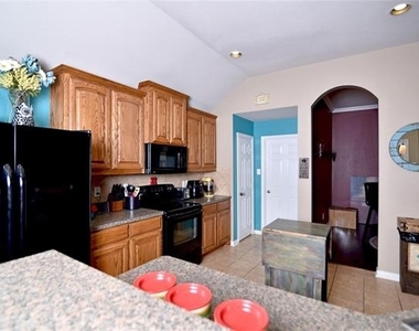 122 Chinaberry Trail - Photo Thumbnail 20