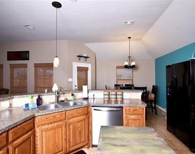 122 Chinaberry Trail - Photo Thumbnail 21