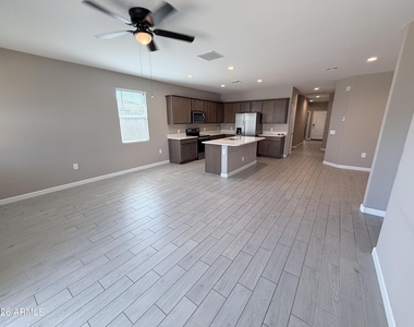 24170 W Flores Drive - Photo Thumbnail 22