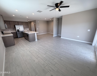 24170 W Flores Drive - Photo Thumbnail 23