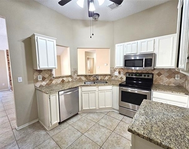 2705 Francisco Drive - Photo Thumbnail 11