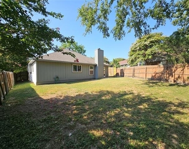 2705 Francisco Drive - Photo Thumbnail 29