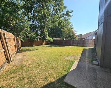 2705 Francisco Drive - Photo Thumbnail 27