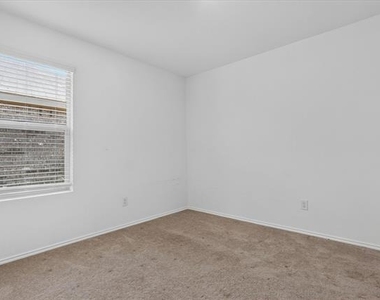 2003 Ava Drive - Photo Thumbnail 20