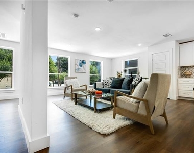 2011 Kirby Street - Photo Thumbnail 8