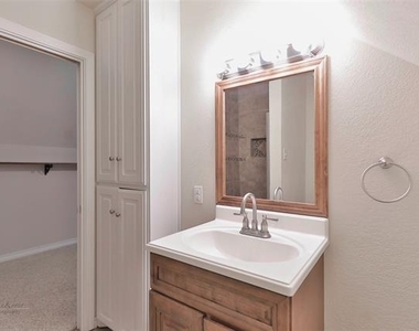 342 Pilgrim Road - Photo Thumbnail 32