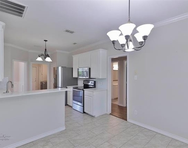 342 Pilgrim Road - Photo Thumbnail 9