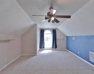 342 Pilgrim Road - Photo Thumbnail 31