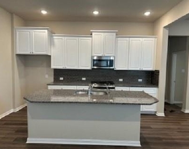 1123 Mesa Street - Photo Thumbnail 6