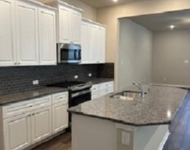 1123 Mesa Street - Photo Thumbnail 5