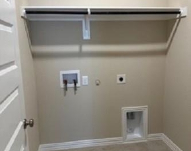1123 Mesa Street - Photo Thumbnail 14