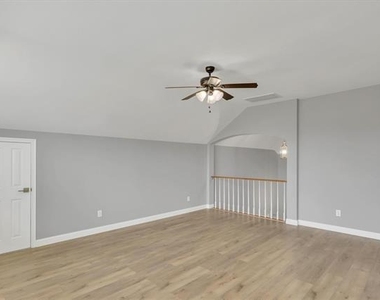 6113 Farrah Drive - Photo Thumbnail 14