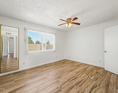 20601 N 33rd Avenue - Photo Thumbnail 10
