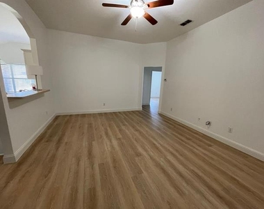 2049 Sunny Side Drive - Photo Thumbnail 27
