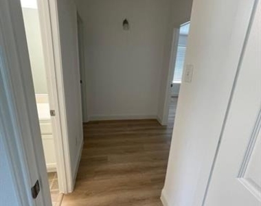 2049 Sunny Side Drive - Photo Thumbnail 19