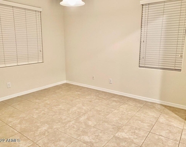 4387 W White Canyon Road - Photo Thumbnail 3