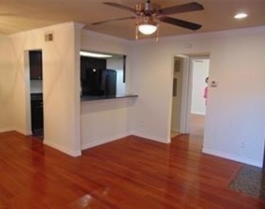 12824 Midway Road - Photo Thumbnail 4