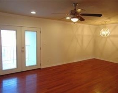 12824 Midway Road - Photo Thumbnail 2