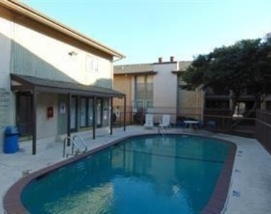 12824 Midway Road - Photo Thumbnail 12
