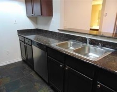 12824 Midway Road - Photo Thumbnail 10