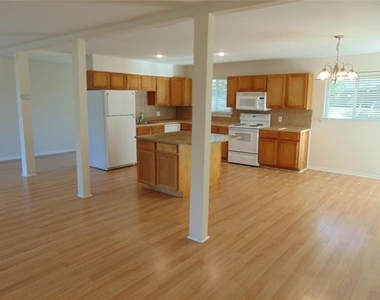 3655 Pallos Verdas Drive - Photo Thumbnail 12