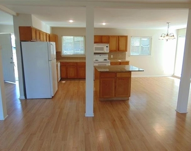 3655 Pallos Verdas Drive - Photo Thumbnail 11