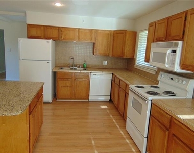 3655 Pallos Verdas Drive - Photo Thumbnail 1