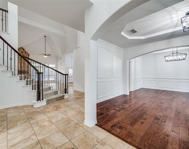 1329 Bateman Lane - Photo Thumbnail 2