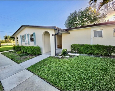 2965 Ashley Drive W - Photo Thumbnail 1