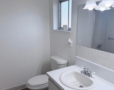 2965 Ashley Drive W - Photo Thumbnail 11