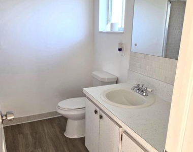 2965 Ashley Drive W - Photo Thumbnail 10