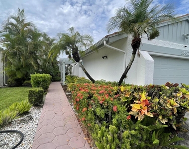 5662 Ainsley Court - Photo Thumbnail 2