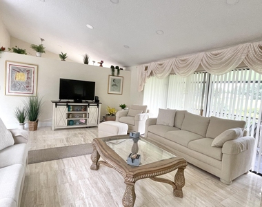 5662 Ainsley Court - Photo Thumbnail 5