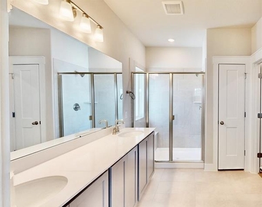 832 Concan Drive - Photo Thumbnail 19