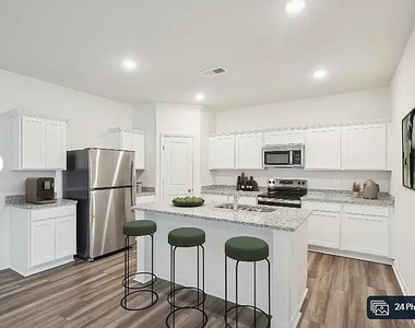 2208 Meadow Park Drive - Photo Thumbnail 2