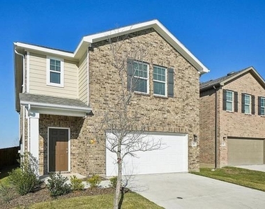 2200 Meadow Park Drive - Photo Thumbnail 1