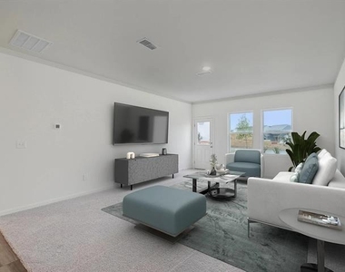 2200 Meadow Park Drive - Photo Thumbnail 6