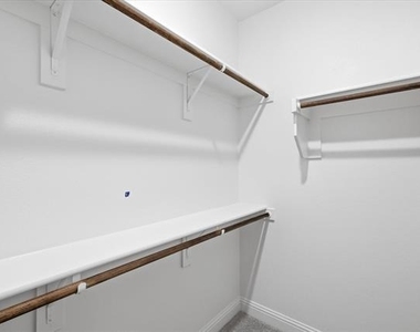186 Balboa Lane - Photo Thumbnail 15