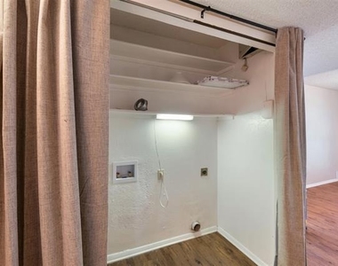 416 Lincoln Drive - Photo Thumbnail 22
