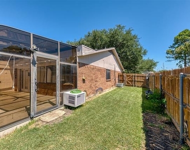 416 Lincoln Drive - Photo Thumbnail 26