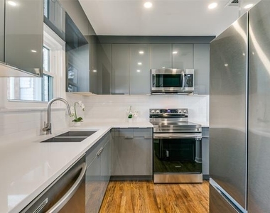 5119 Maple Springs Boulevard - Photo Thumbnail 6