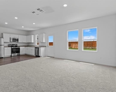 120 Waterhouse Lake Drive - Photo Thumbnail 5